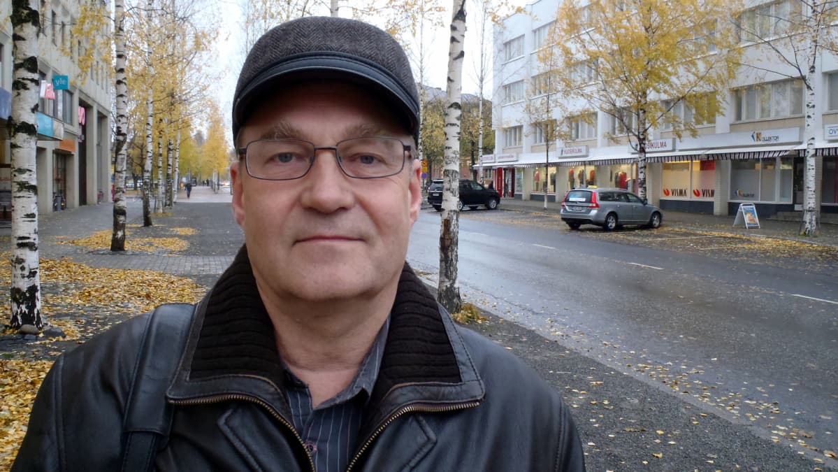 Vastaanottokeskuksen johtaja Ari Kuronen.