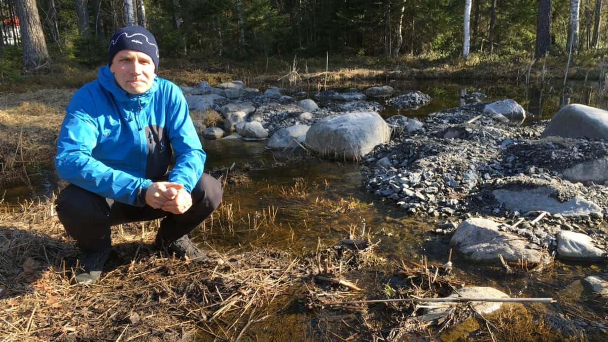 Etelä-Savon ELY-keskuksen vesistöasiantuntija, hydrobiologi Antti Haapala.