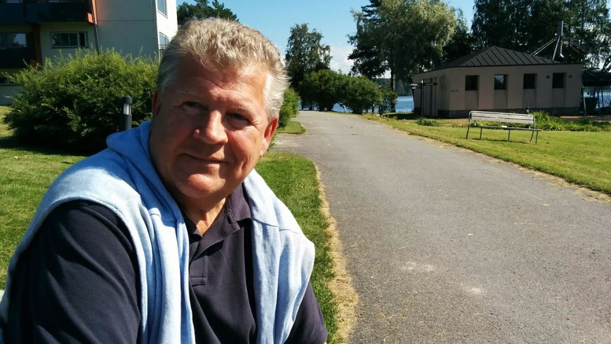 Vastaanottokeskuksen johtaja Henry Paasikivi pitää 9 kuukauden kokemusta motivoivana.