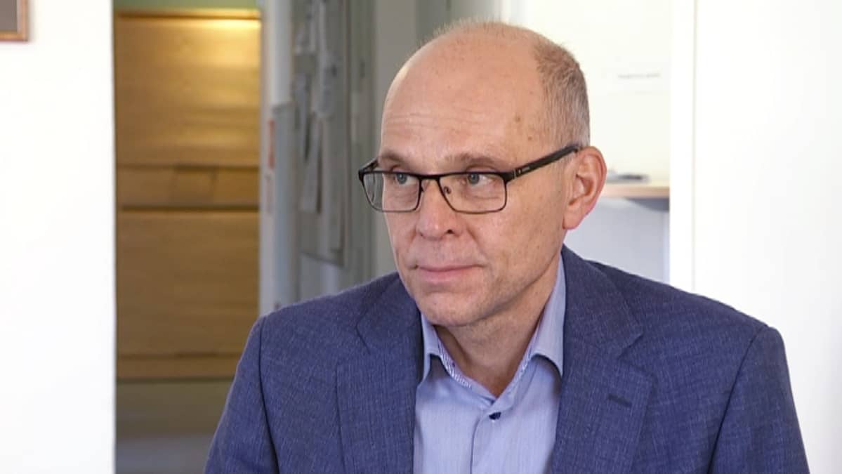 Helsingin yliopiston kansanterveystieteen professori Juha Pekkanen.