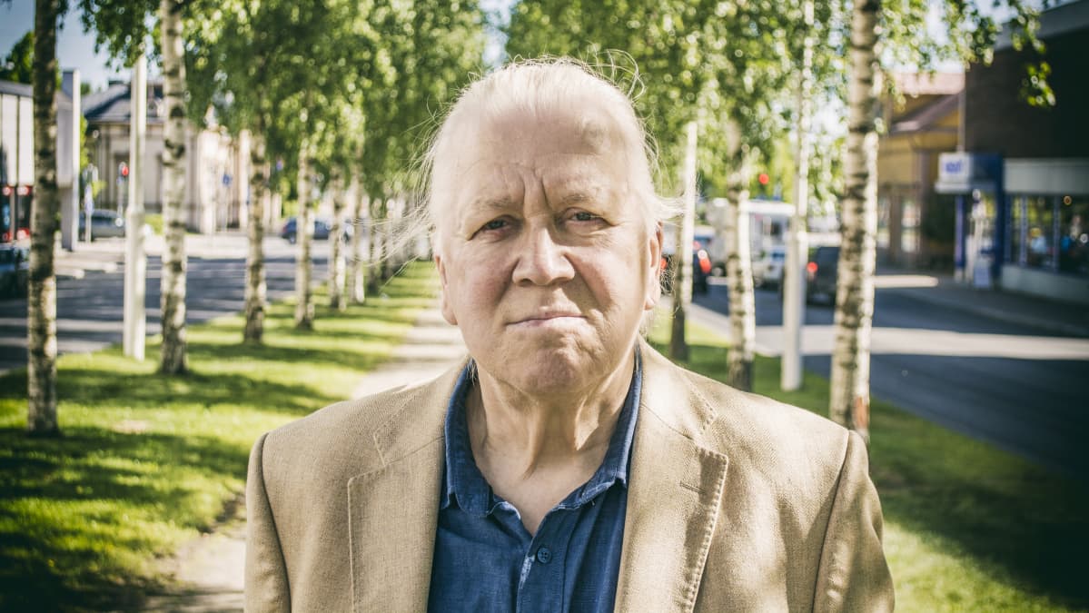 Kuvanvesitäjä Pekka Kauhanen.