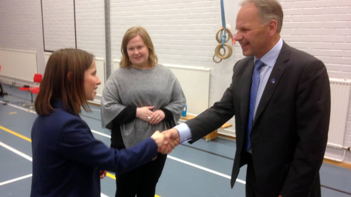 Inger Eline Eriksen Fjellgren, Tiina Sanila-Aikio ja minister Jari Leppä