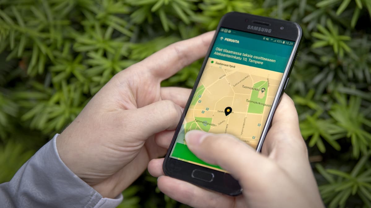 taksin tilaaminen mobiilisovelluksella