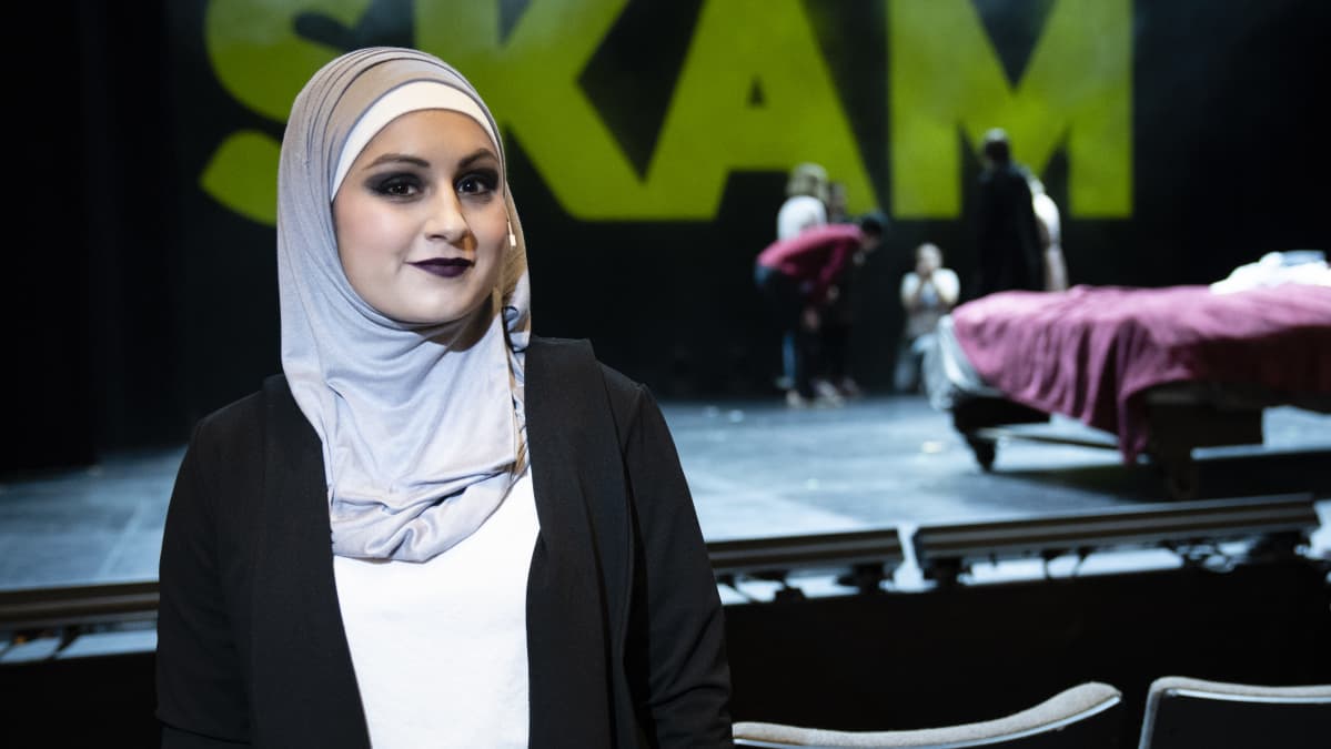 Yasmin Ahsanullah PLK näyttelijä Skam teatteri