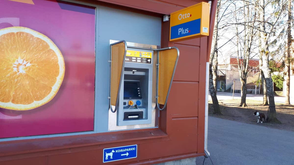 Pankkiautomaatti
