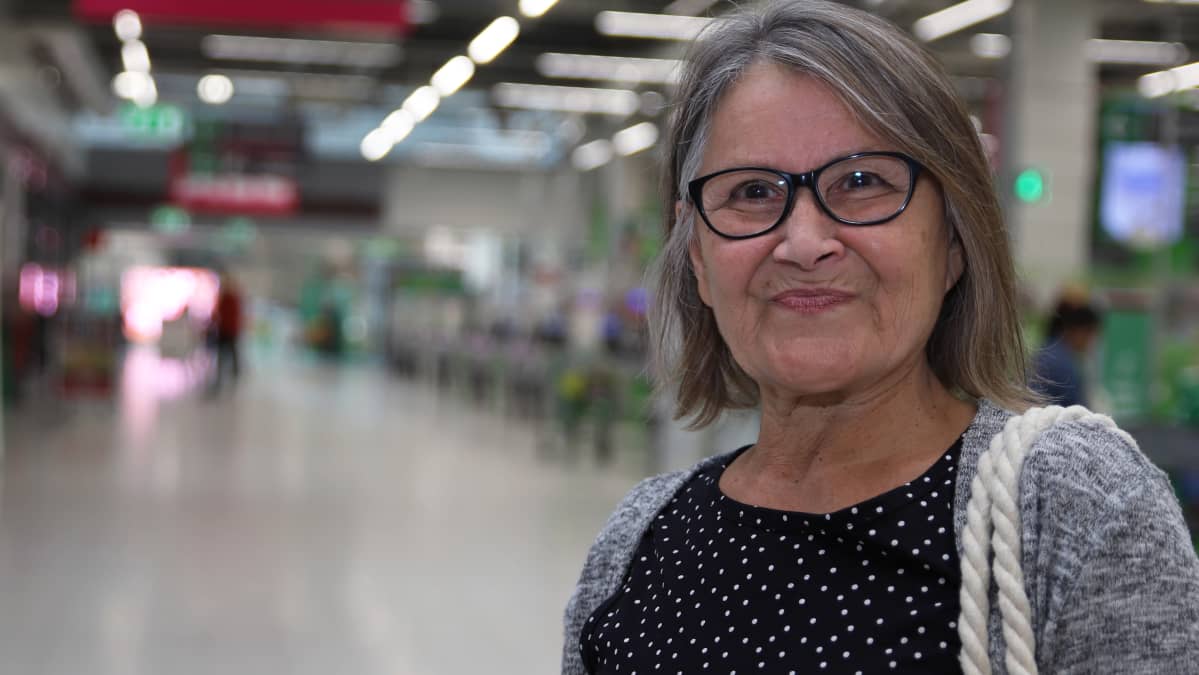 Marjatta Kola Kemin Prismassa