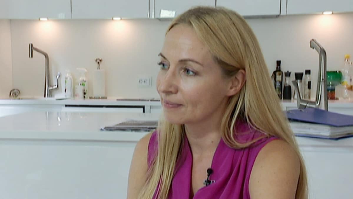 Mediasuunnittelija Sanna Rönnblad koodasi ensimmäisen vaalikoneen.