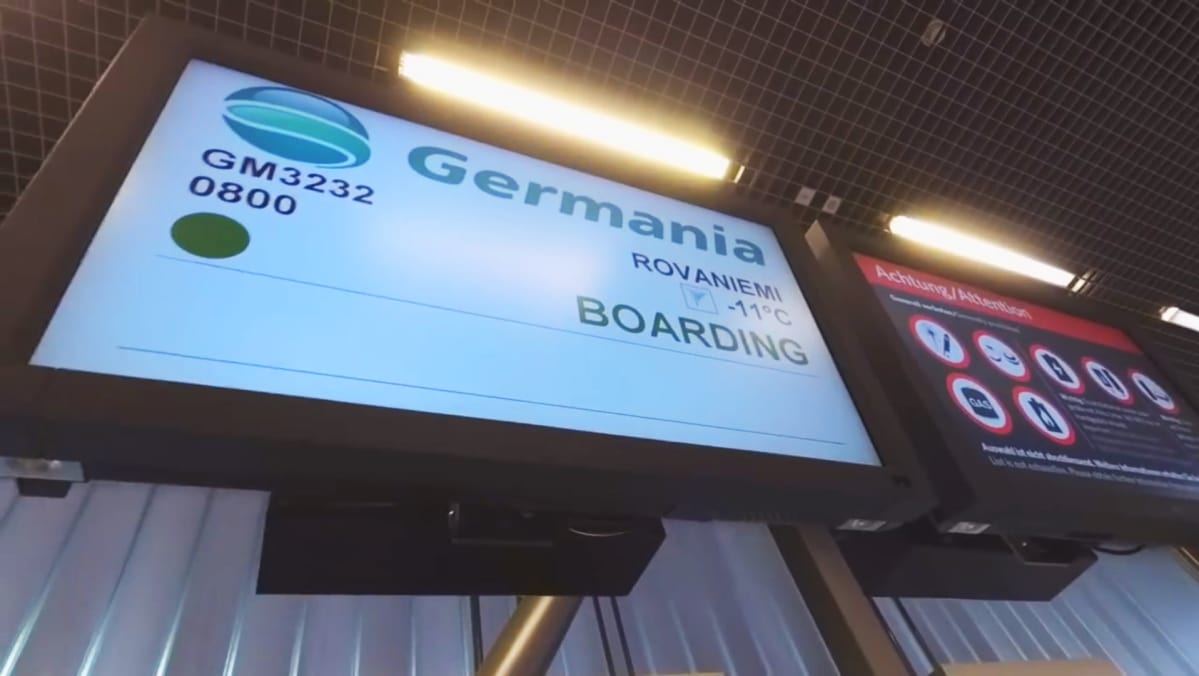 Germanian lento Sveitsin Zürichistä Rovaniemelle lähdössä.