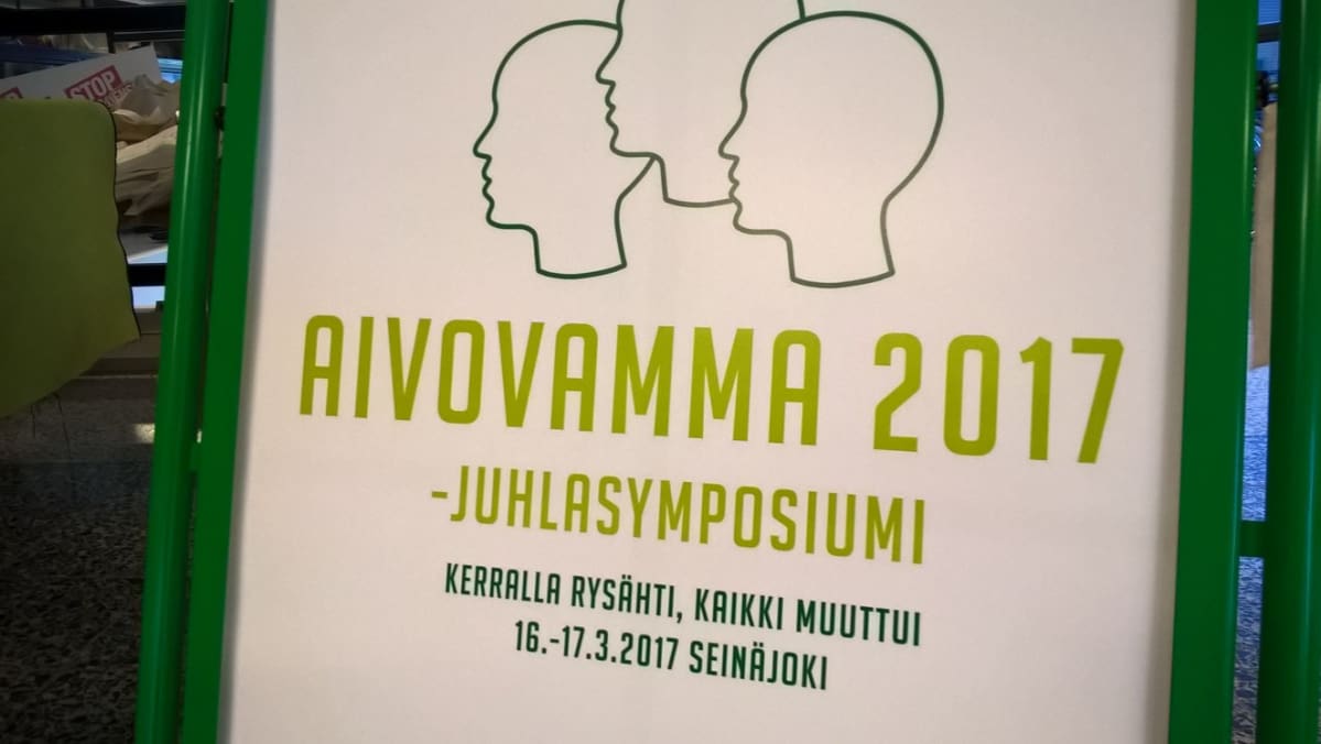Aivovamma 2017 -juhlasymposiumi Seinäjoella 16.-17.3.2017
