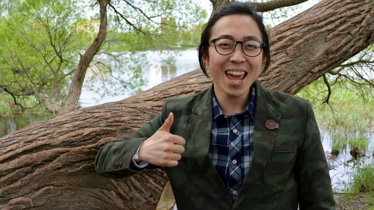 Seung-jae Kim, 25, haaveilee siitä, että hän voisi joskus laulaa Oulun Rotuaarin lavalla.