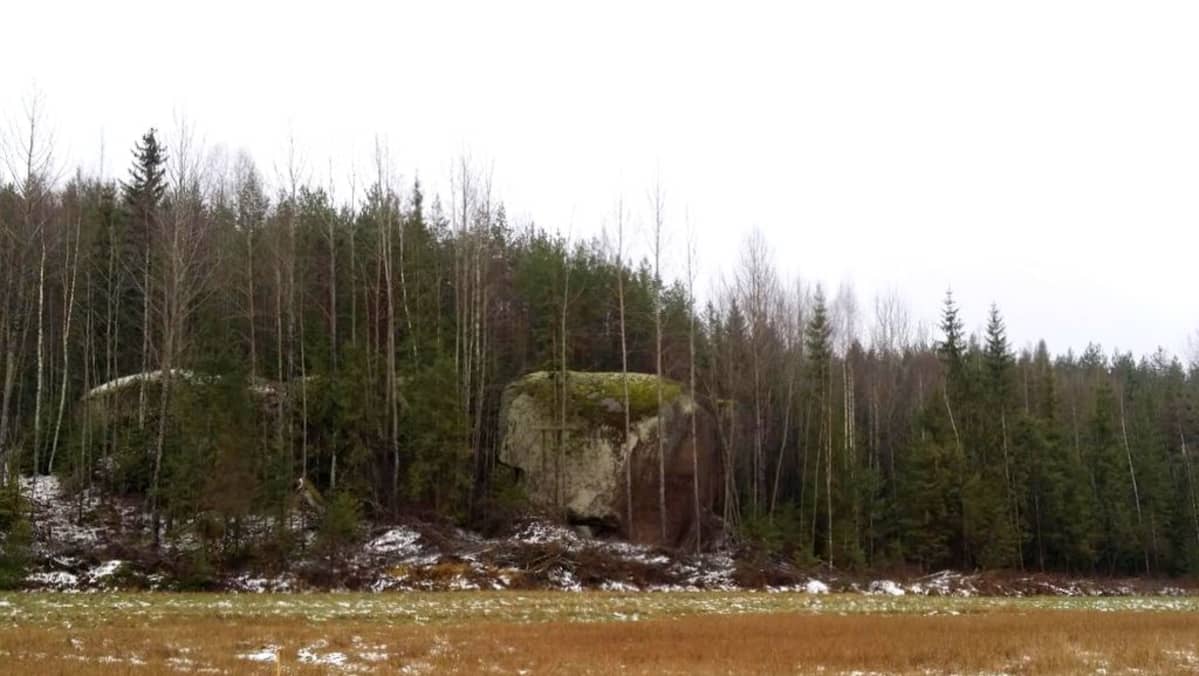 Jukola Lappee-Jukola hiidenkivi