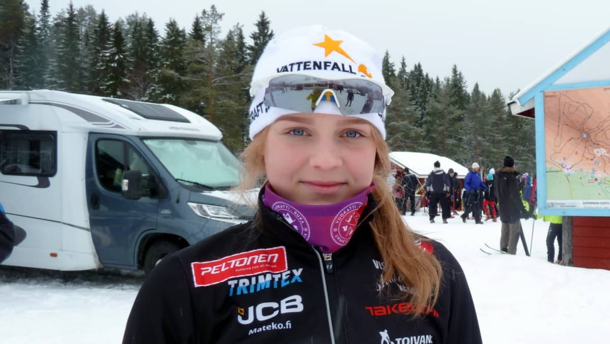 Jemina Böök, Karihaaran Visan hiihtäjä.