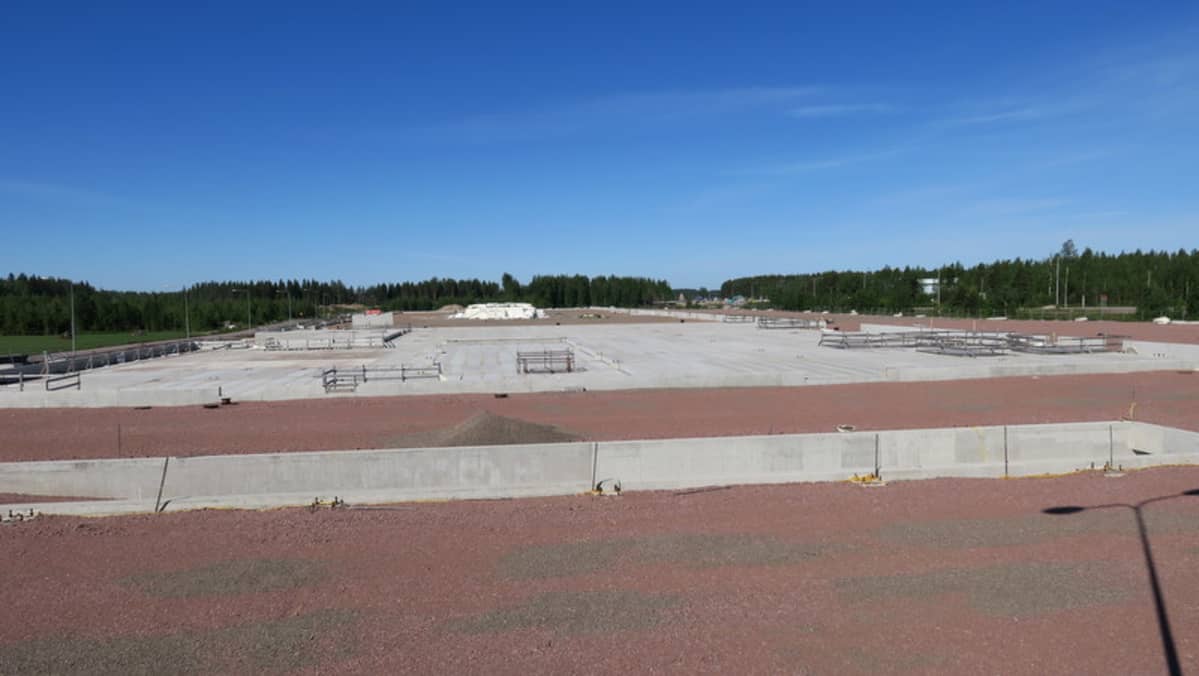 Vaalimaa Shopping Centerin perustukset.