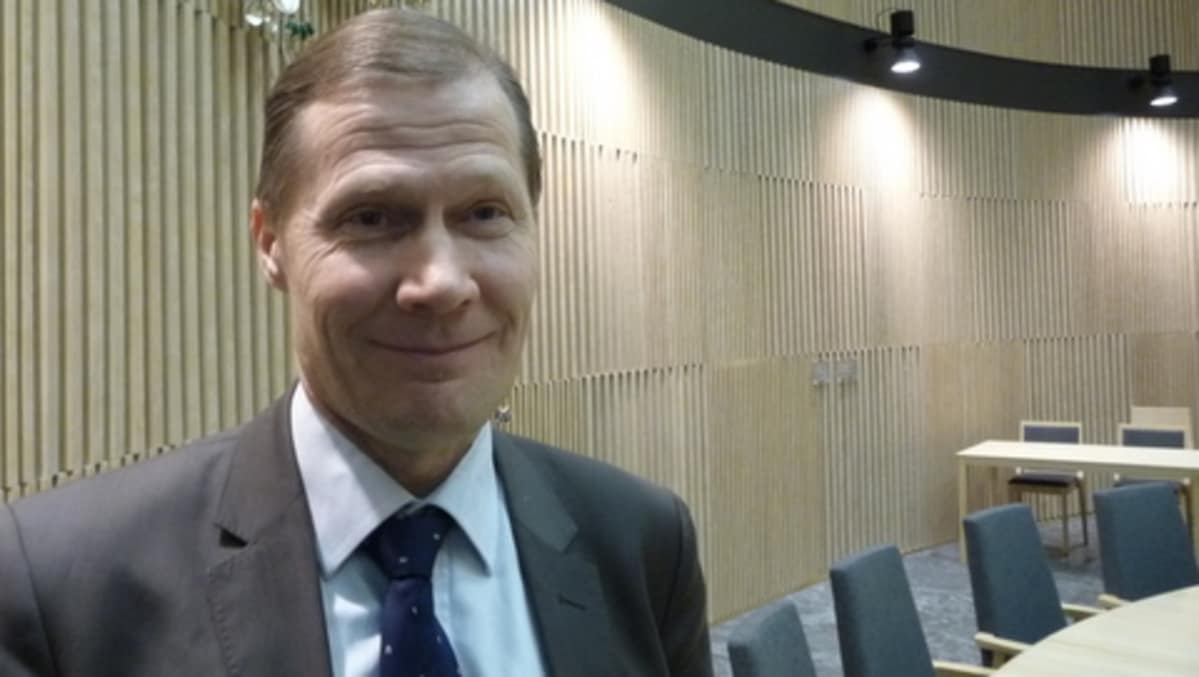 Ossodathoavda Pentti Lähteenoja jođiha sápmelaččaid oassálastinrievtti nannema várás ásahuvvon baargojoavkku.
