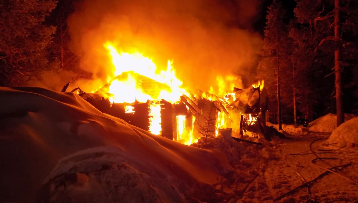 Tulipalo Inari Saariselkä