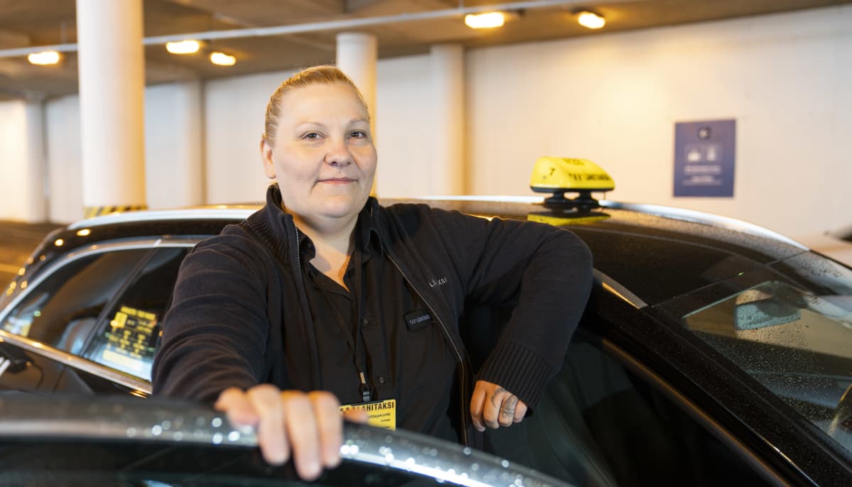 Sanna Arhippainen, taksinkuljettaja