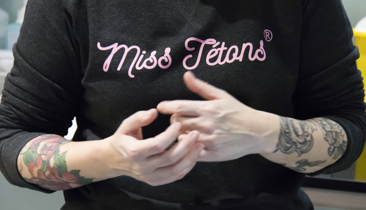 Tatuoidut kädet