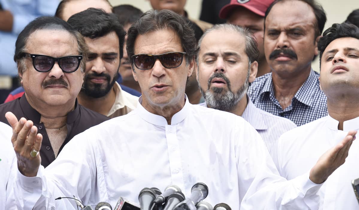 Imran Khan lehdistötilaisuudessa 25. heinäkuuta.