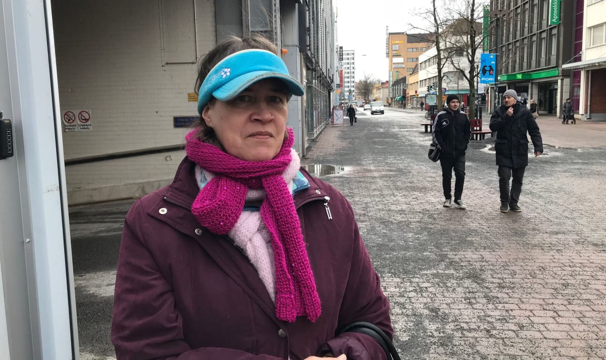 Taina Vierijärvi Porin kävelykadulla