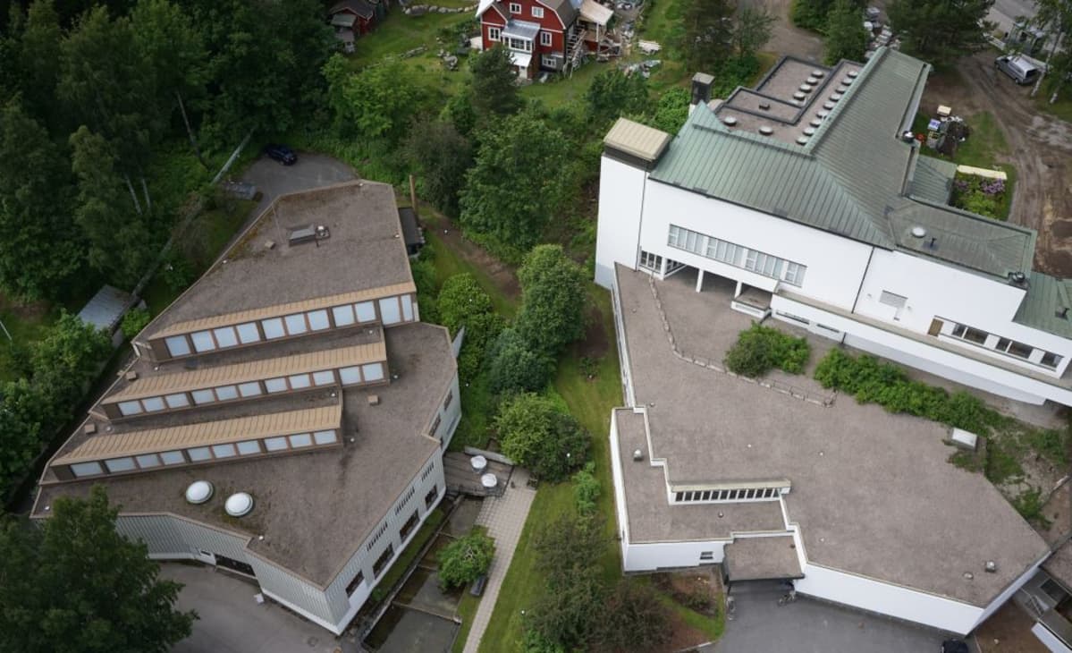 Ilmakuvasta näkyy hyvin museoiden väli, johon nivelosa tulee.