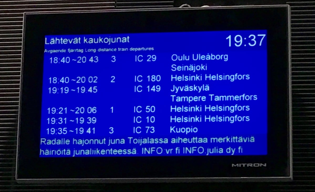 Kaukojunat ovat myöhästelleet pahimmillaan useilla tunneilla.