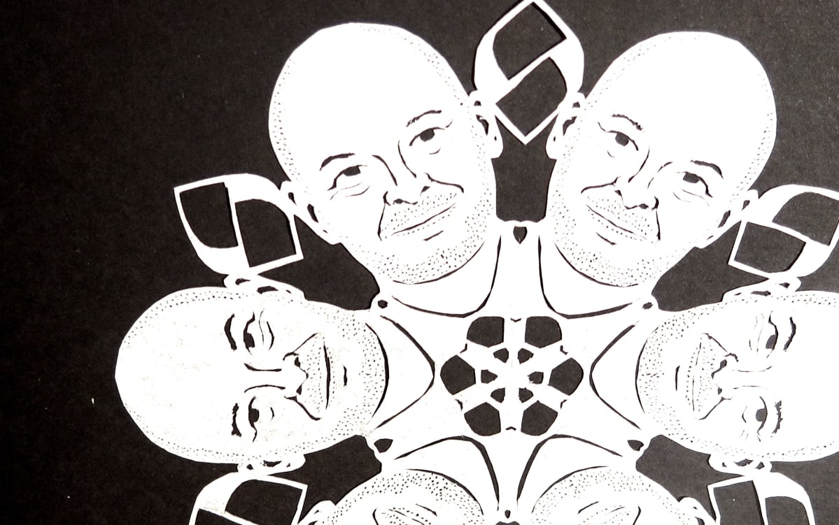 Silkkipaperiin leikattu Sinisten puheenjohtaja Sampo Terho.