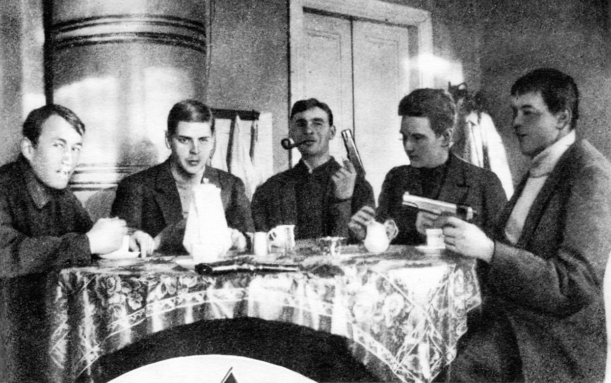 Saksanniemen suojeluskuntalaisia.
