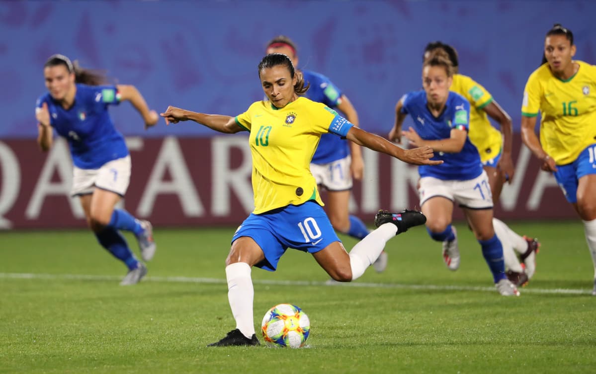 Marta onnistui rangaistuspotku