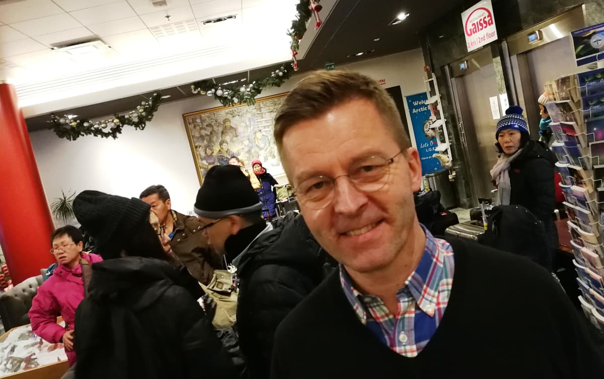 Jussi Perkkiö Santa's Hotelsin myyntijohtaja