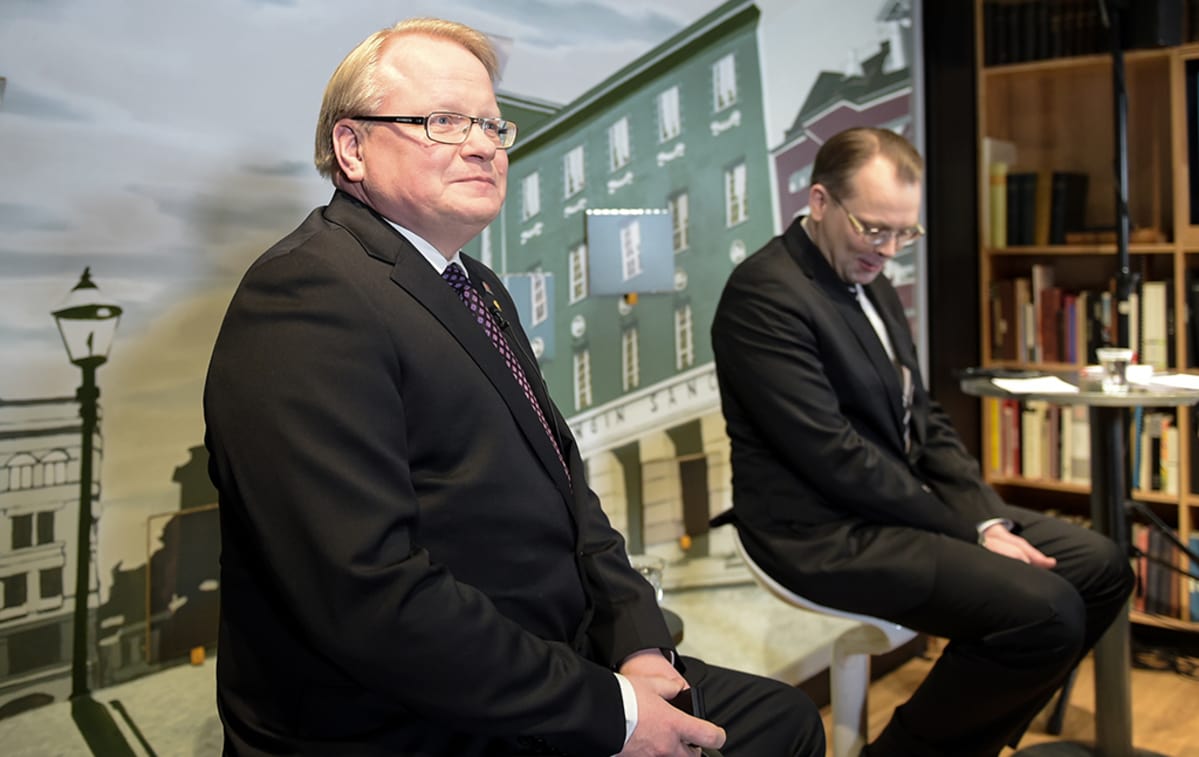 Peter Hultqvist ja Jussi Niinistö.