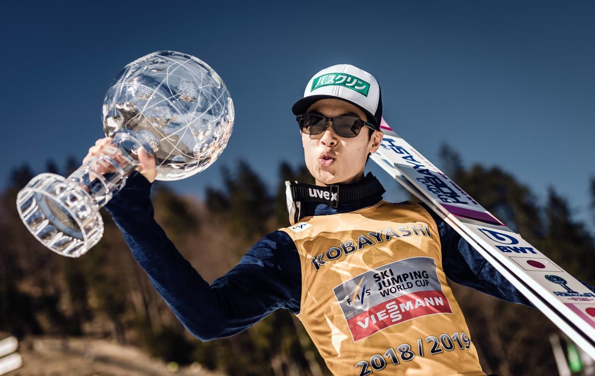 Japanin Ryoyu Kobayashi oli viime kaudella maailmancupissa mykistävän ylivoimainen.
