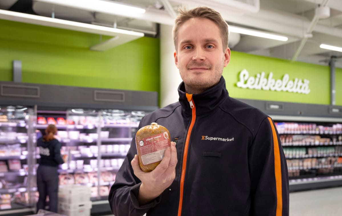 Redi K-Supermarket kauppias Ilari Tikkala Vöner Varras seitan
