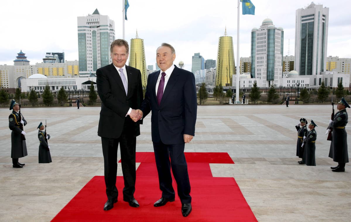 Tasavallan presidentti Sauli Niinistö tapasi Kazakstanin presidentti Nursultan Nazarbajevin vierailullaan Astanassa, Kazakstanissa keskiviikkona 17. huhtikuuta 2013