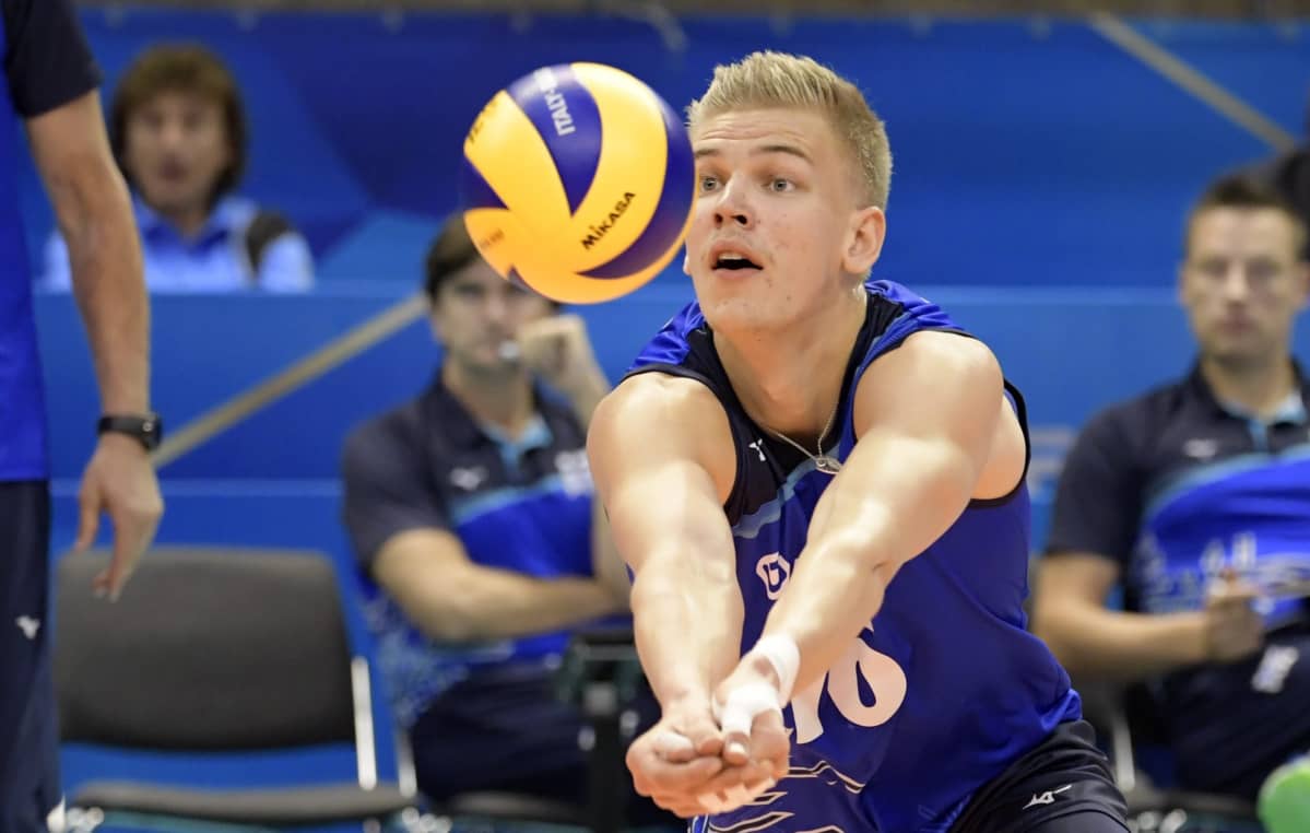 Samuli Kaislasalo on käyttänyt näyttöpaikkansa hyväkseen.