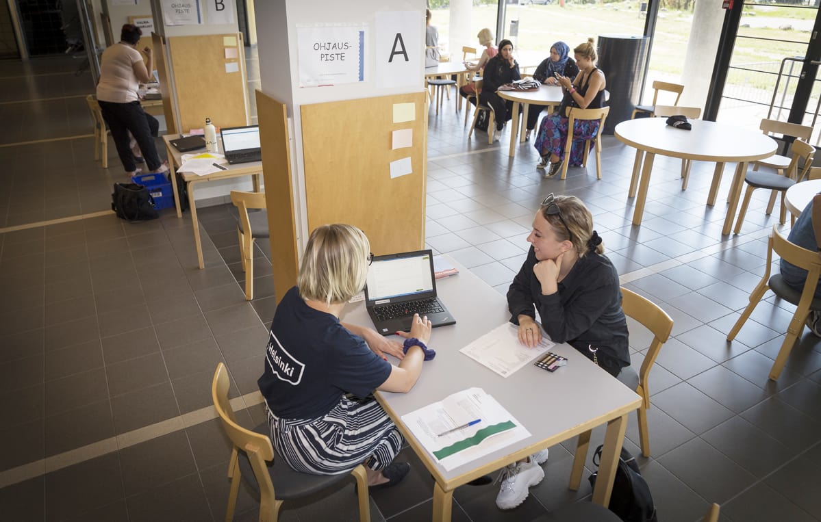 Ros Skogström hakee opiskelupaikkaa