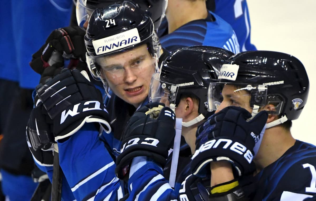 Kakko ja Manninen pelin jälkeen