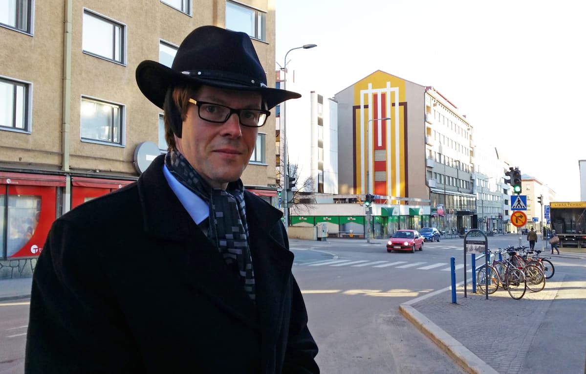 Jaakko Selin kaupunginvaltettu ja kaupunginhallituksen puheenjohtaja (kok.)