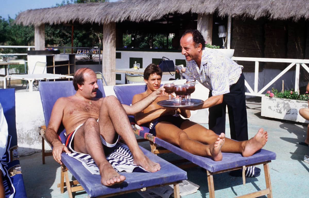 Leicesterin suuret miehet rannalla. Willie Thorne ja Gary Lineker viettivät aikaa Espanjassa kesällä 1986, kun Lineker oli solminut sopimuksen FC Barcelonan kanssa.
