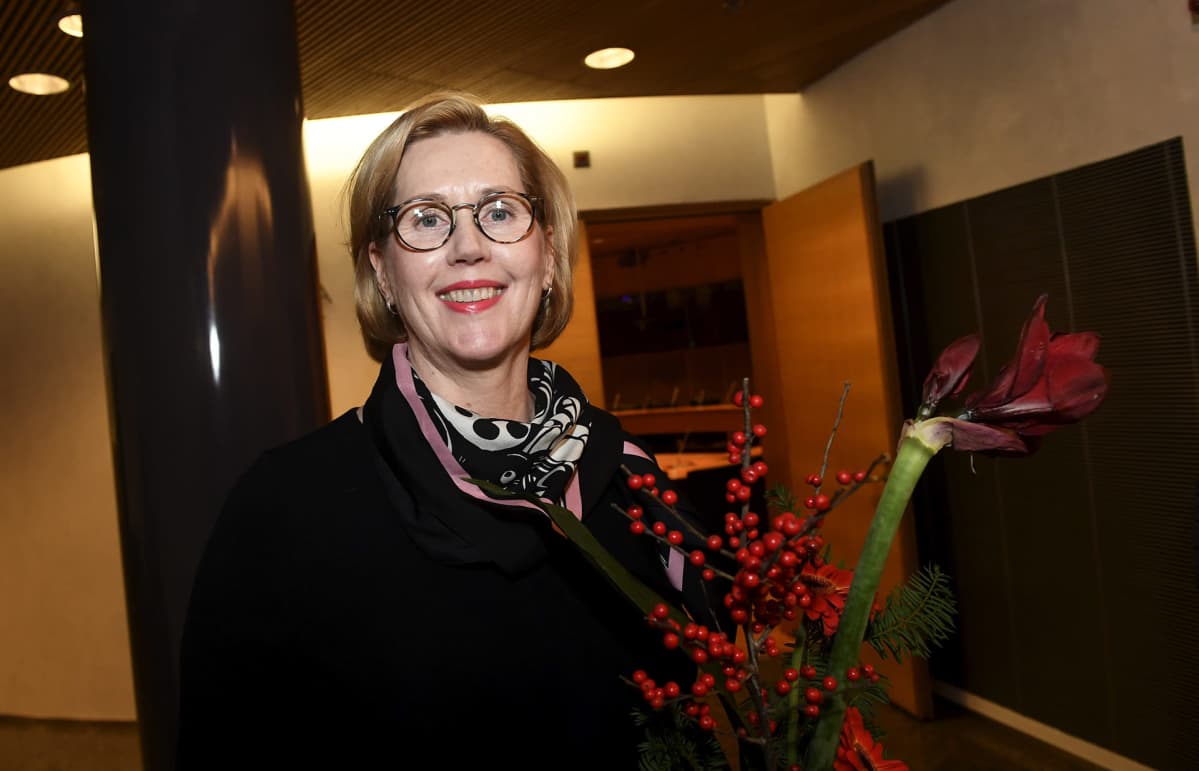 Työministeriksi ehdotettu Tuula Haatainen SDP:n puoluehallituksen ja eduskuntaryhmän kokouksen jälkeen Helsingissä 8.