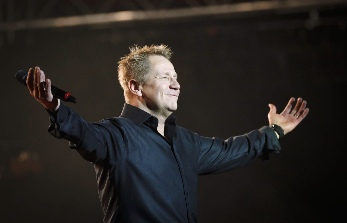 Olli Lindholm