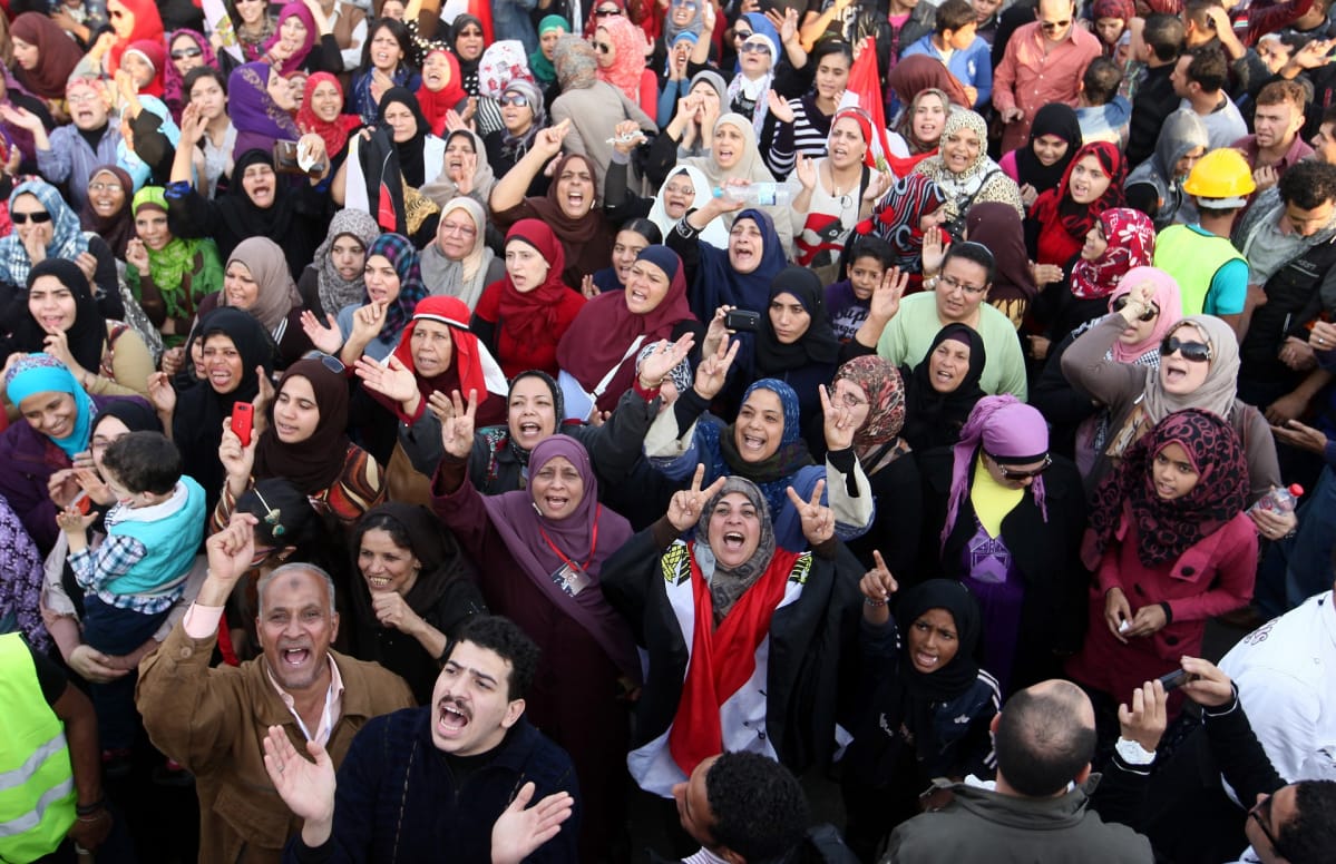 Egyptiläiset osoittivat mieltään Tahririn aukiolla Kairossa marraskuussa 2012.