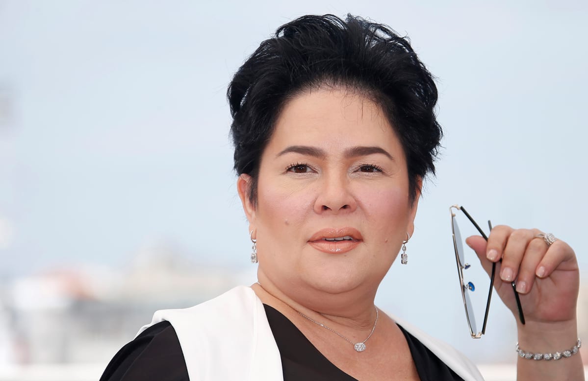 Filippiiniläinen näyttelijätär Jaclyn Jose Cannesin elokuvajuhlilla.