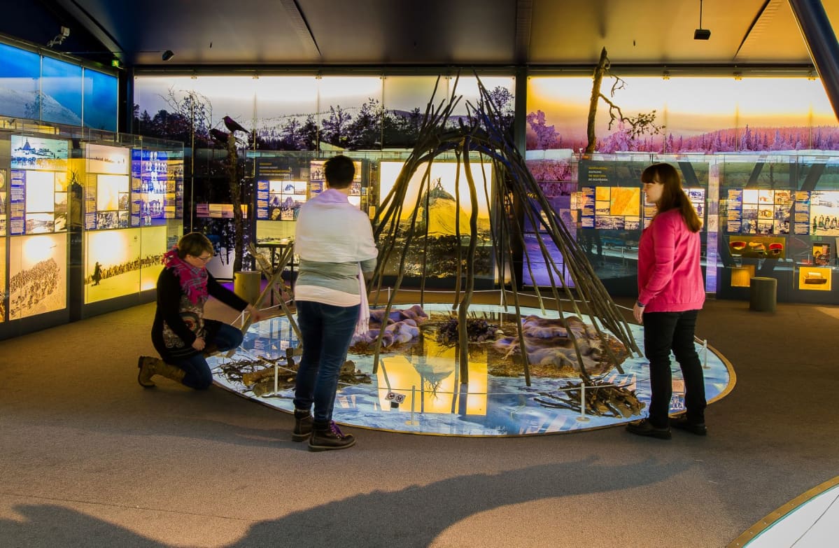 Saamelaismuseo ja luontokeskus Siida