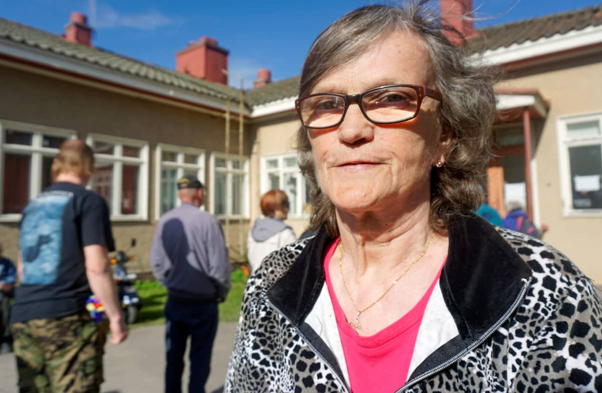 Sinikka Pyykkö on käynyt Kämmenen leipäjonossa heti sen avauduttua 25 vuotta sitten.