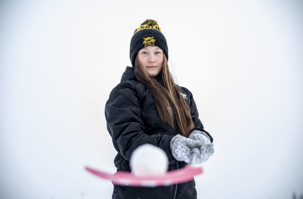 Salibandyn pelaaja Miisa Turunen.