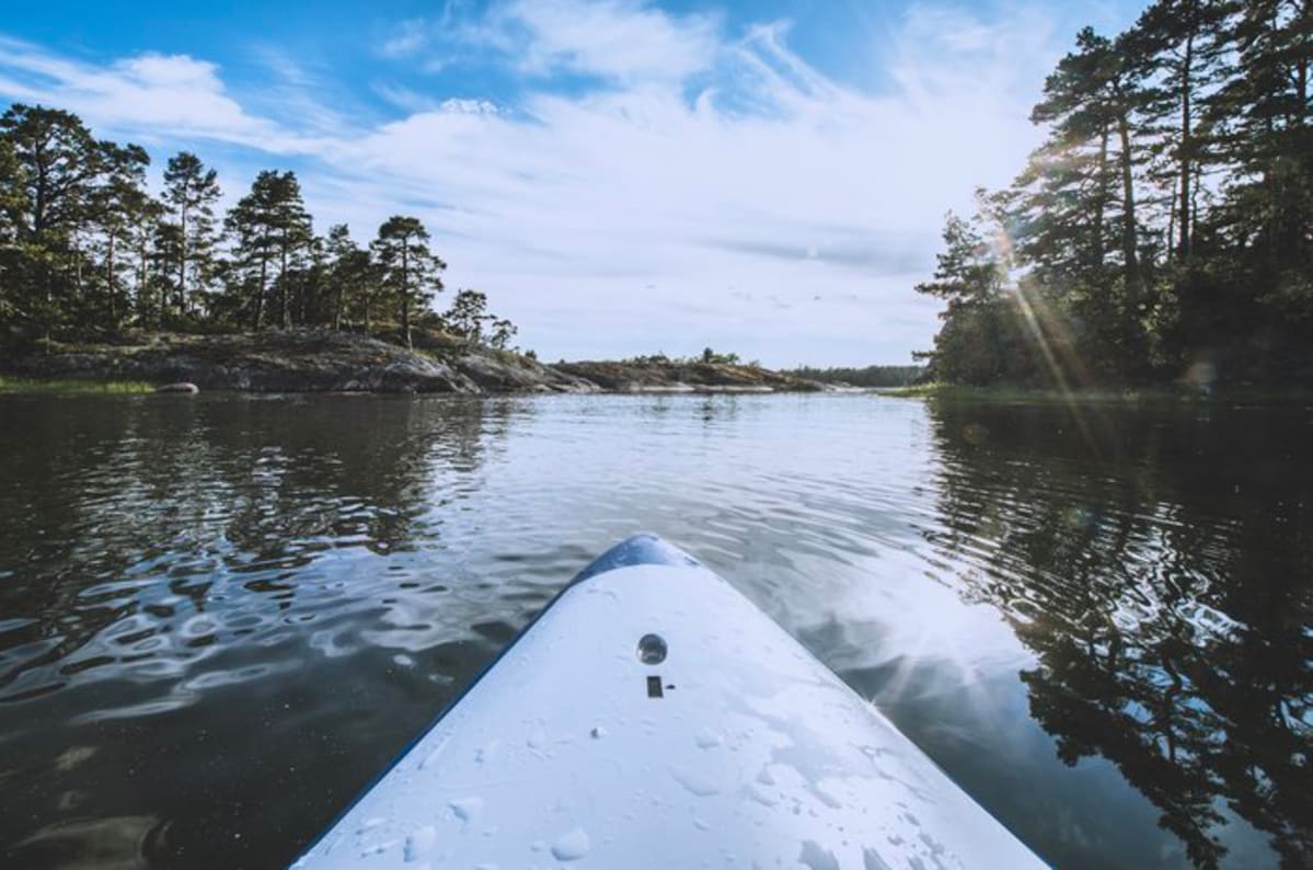 maisema ja sup-laudan nokka