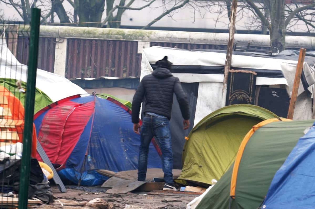 Pariisin pohjoispuolella sijaitsevasta Porte d’Aubervilliersin telttakylästä, jonka poliisi sittemmin purki.