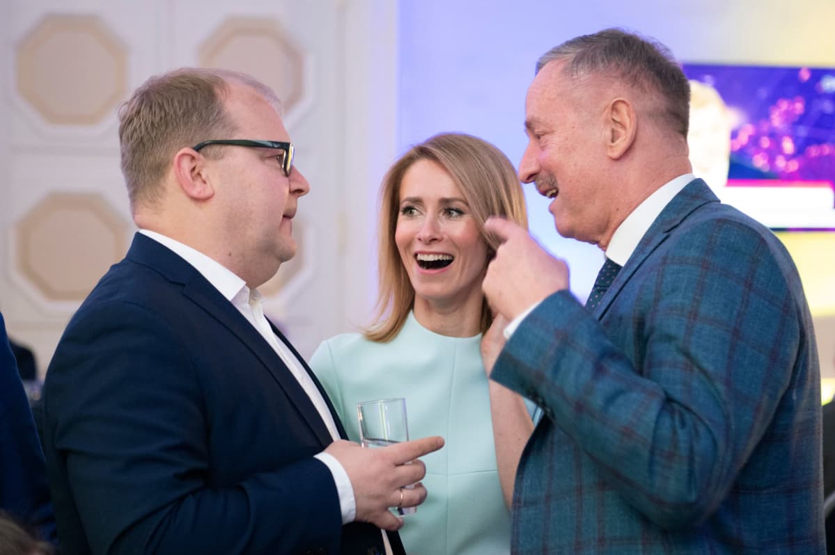 Urmas Paet , Kaja Kallas ja Siim Kallas.