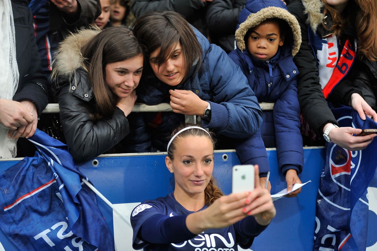 Kosovare Asllani PSG