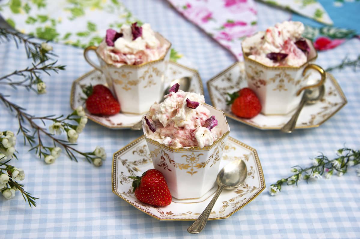 Eton mess, perinteinen englantilainen jälkiruoka.